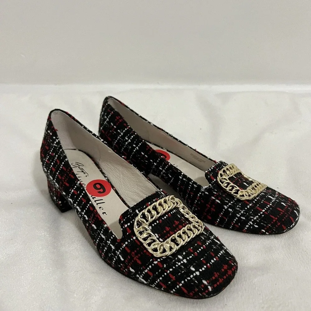 Bettye Muller Tweed Shoes Size 6 Red and Black Preppy Shoes Coquette Chain Block